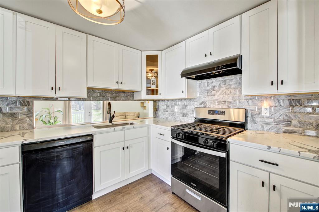 181 East Pleasant Grove Road Jackson, NJ 08527 - Photo 9 of 27