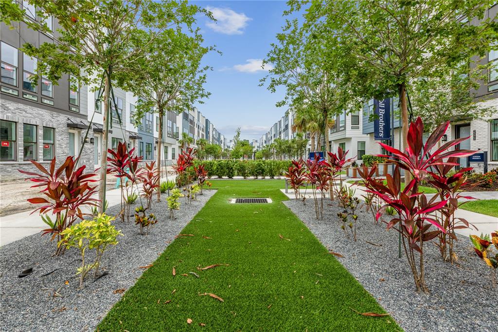 2224 Brix Street Orlando, FL 32804 - Photo 18 of 36 a view of an outdoor space