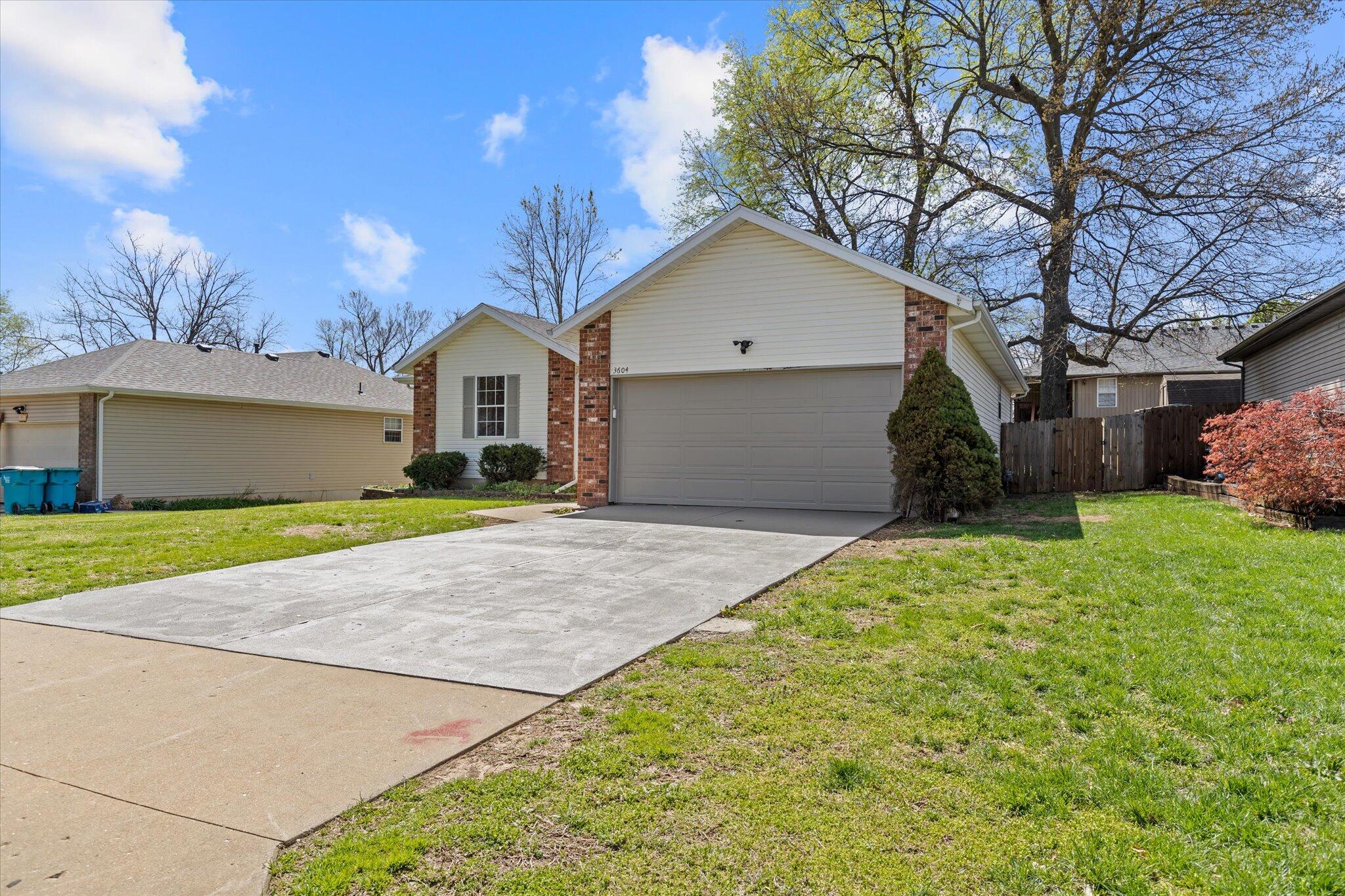 3604 West Madison Street Springfield, MO 65802 - Photo 1 of 1 03-img_5912