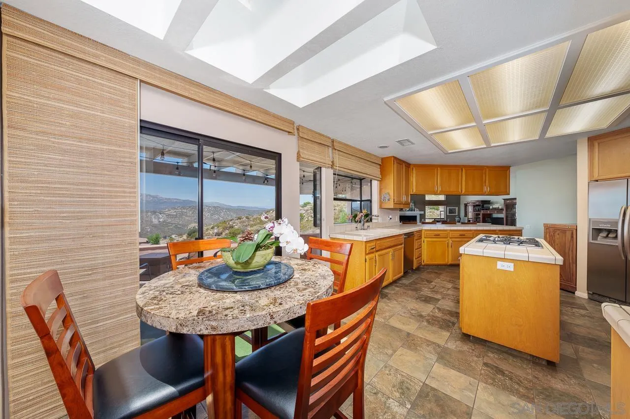 315 Sneath Way Alpine, CA 91901 - Photo 9 of 47 Gallery Image 9