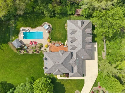 $1,650,000 | 5229 Briarcrest Lane, Long Grove, IL 60047