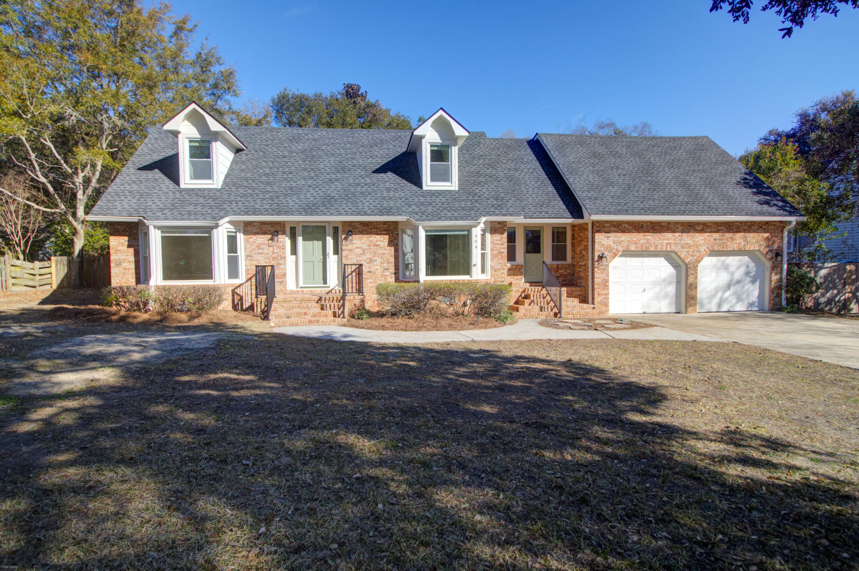 404 Hobcaw Drive Mount Pleasant, SC 29464 - Photo 2 of 21 404 Hobcaw -Tidalcreekphoto- (6)