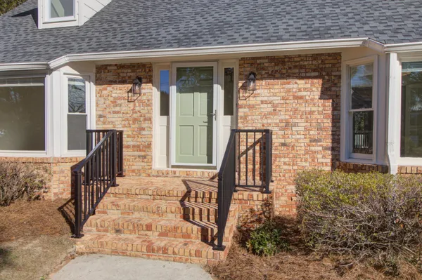 $7,000 | 404 Hobcaw Drive, Mount Pleasant, SC 29464