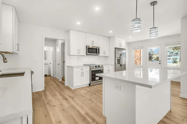 $8,000 | 404 Hobcaw Drive, Mount Pleasant, SC 29464