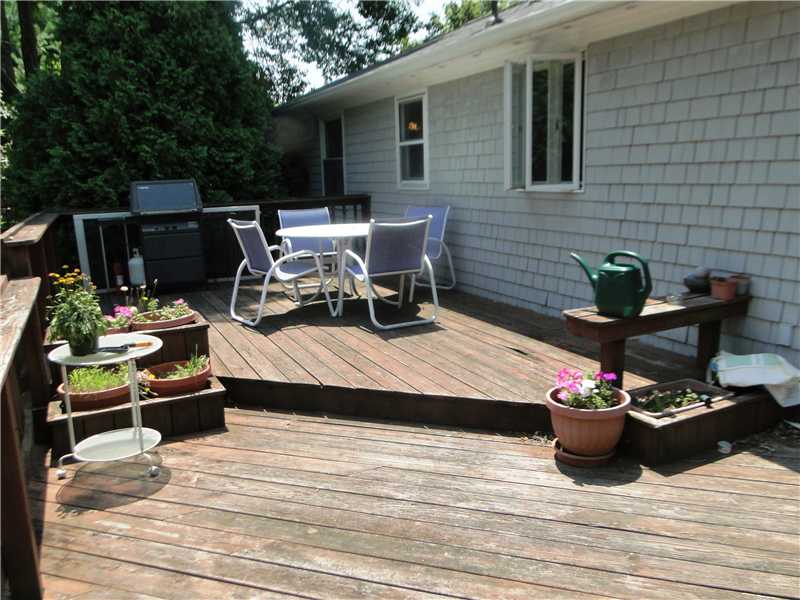 28 Norman Road Jamestown, RI 02835 - Photo 12 of 16 Patio/Deck.