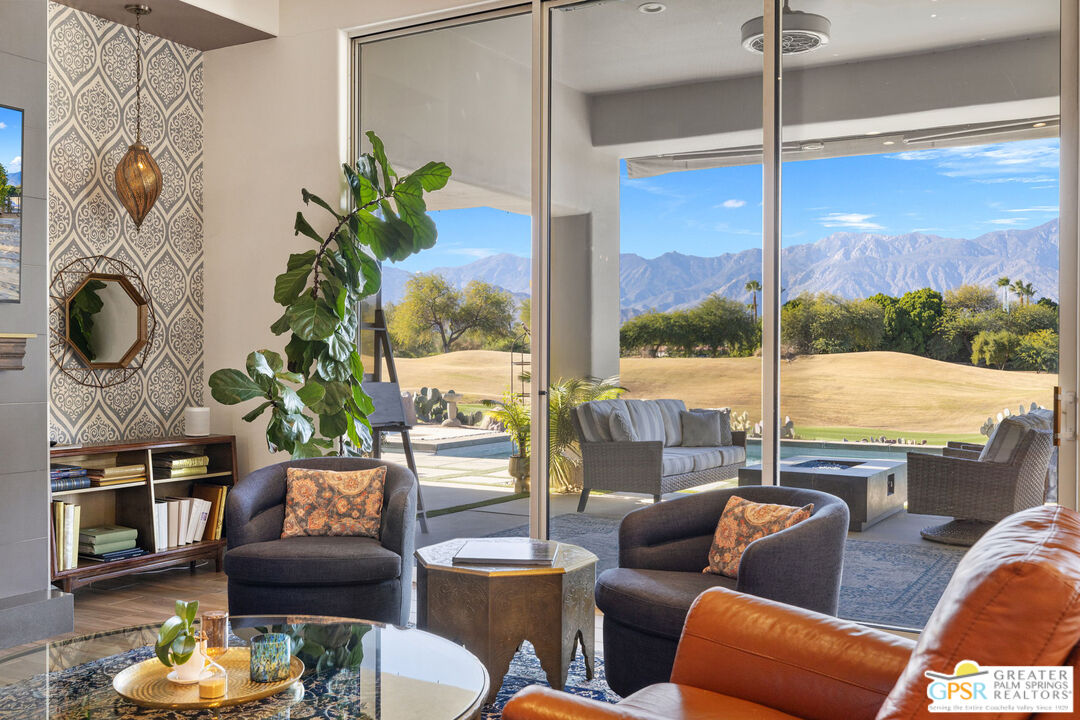 182 Loch Lomond Road Rancho Mirage, CA 92270 - Photo 15 of 48