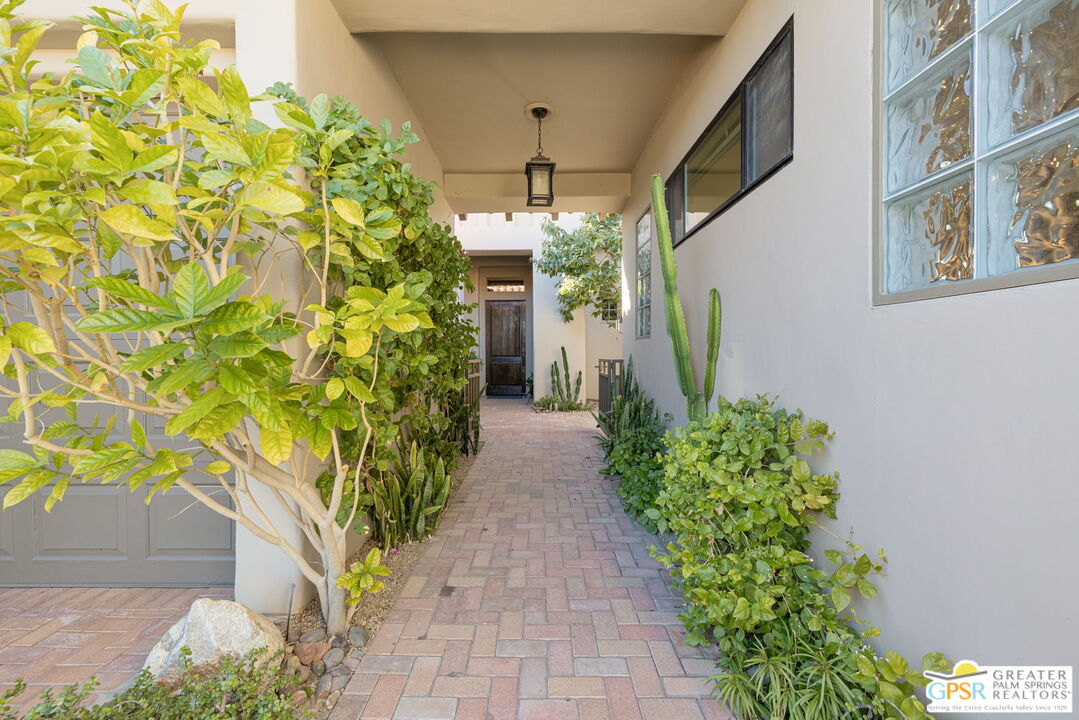 182 Loch Lomond Road Rancho Mirage, CA 92270 - Photo 43 of 48