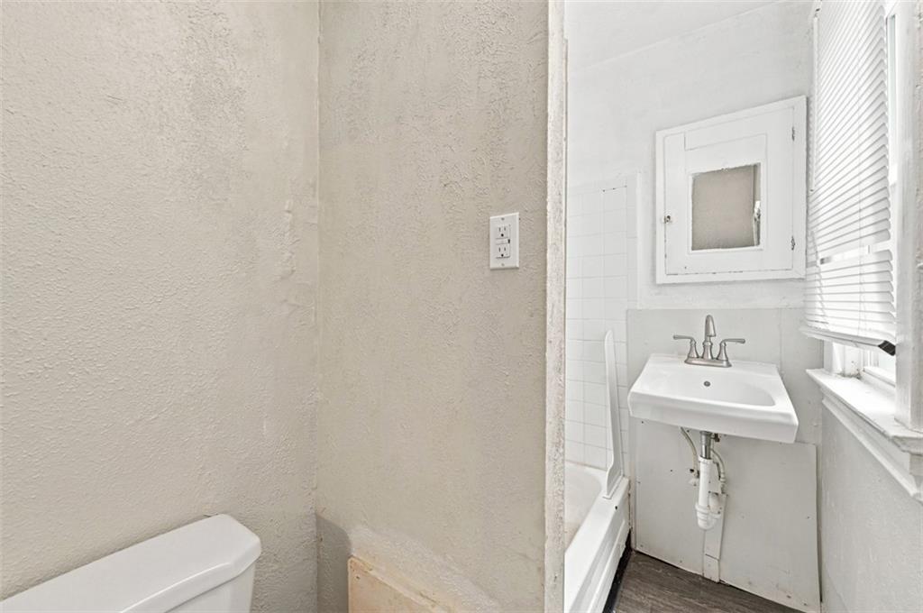 502 Broadway Avenue McKees Rocks, PA 15136 - Photo 14 of 22 Gallery Image 14
