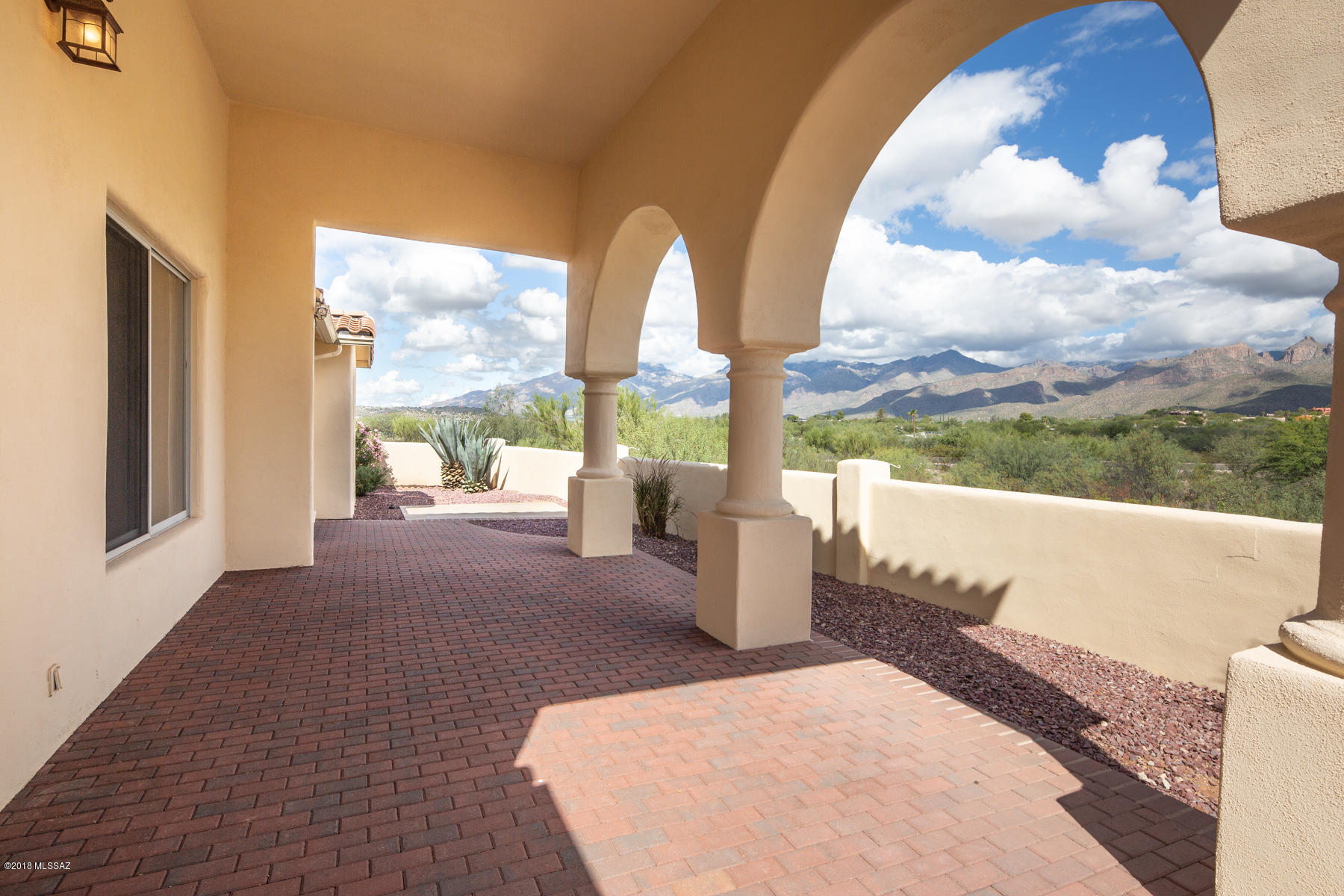 9721 East Kleindale Road Tucson, AZ 85749 - Photo 6 of 33