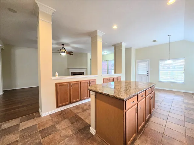 $3,095 | 31323 Trinity Park Lane, Spring, TX 77386