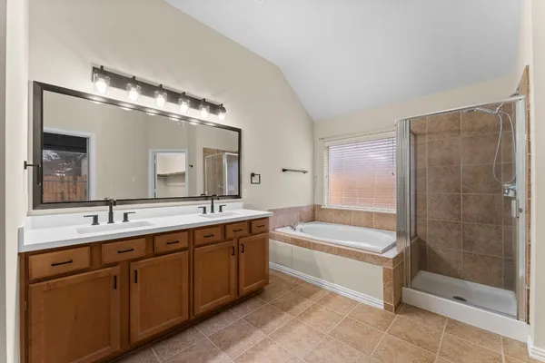 $2,595 | 31323 Trinity Park Lane, Spring, TX 77386