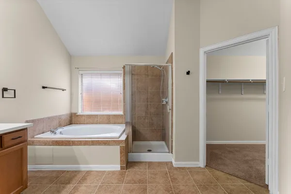 $2,595 | 31323 Trinity Park Lane, Spring, TX 77386