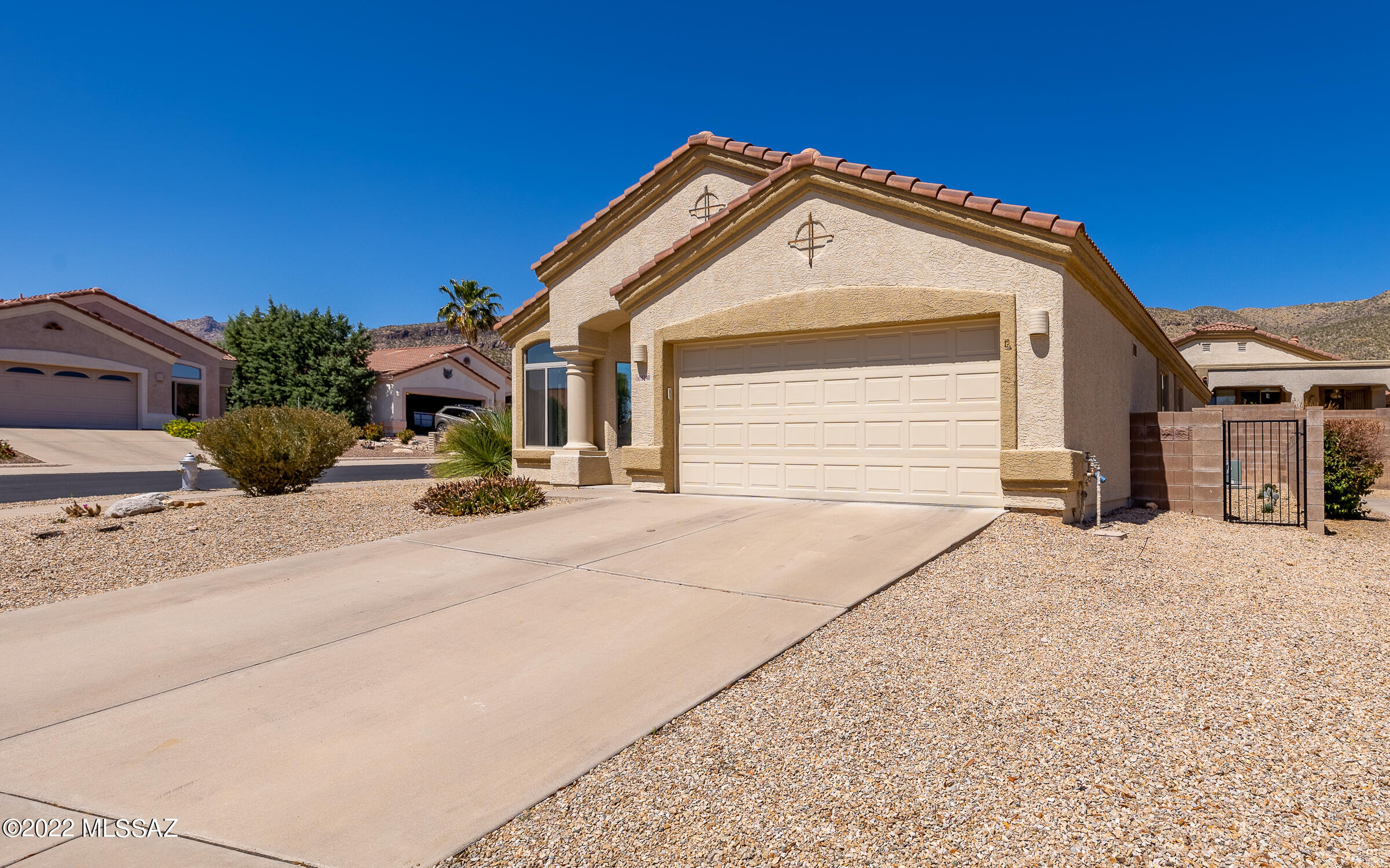 5240 North Spring Pointe Place Tucson, AZ 85749 - Photo 3 of 35 Gallery Image 3