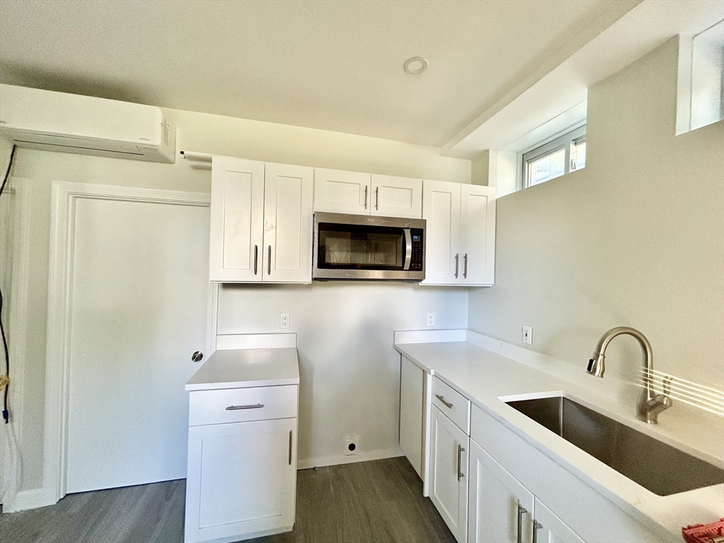 21 Olsen Road, Unit 1 Peabody, MA 01960 - Photo 2 of 14 Gallery Image 2