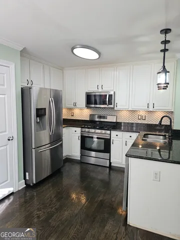 $2,700 | 185 Rock Hill Drive, Fayetteville, GA 30215