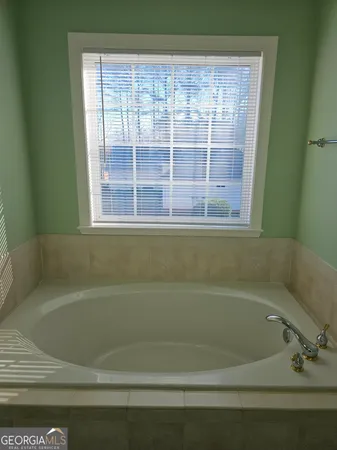$2,600 | 185 Rock Hill Drive, Fayetteville, GA 30215