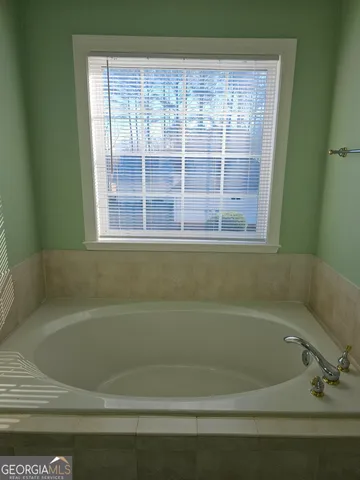 $2,700 | 185 Rock Hill Drive, Fayetteville, GA 30215