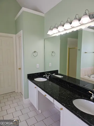 $2,700 | 185 Rock Hill Drive, Fayetteville, GA 30215