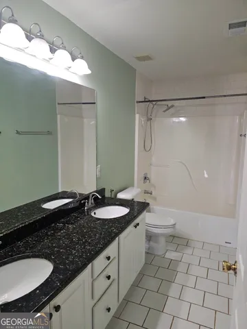 $2,700 | 185 Rock Hill Drive, Fayetteville, GA 30215