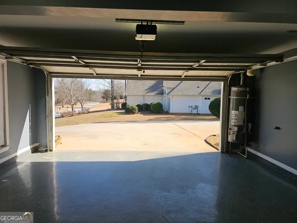 $2,600 | 185 Rock Hill Drive, Fayetteville, GA 30215