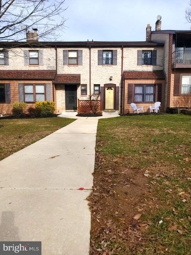 83 Bishop Drive Aston, PA 19014 - Photo 2 of 47 Exterior Front