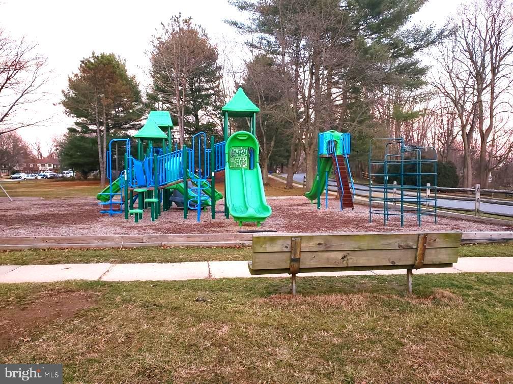 83 Bishop Drive Aston, PA 19014 - Photo 47 of 47 Playground in the Community