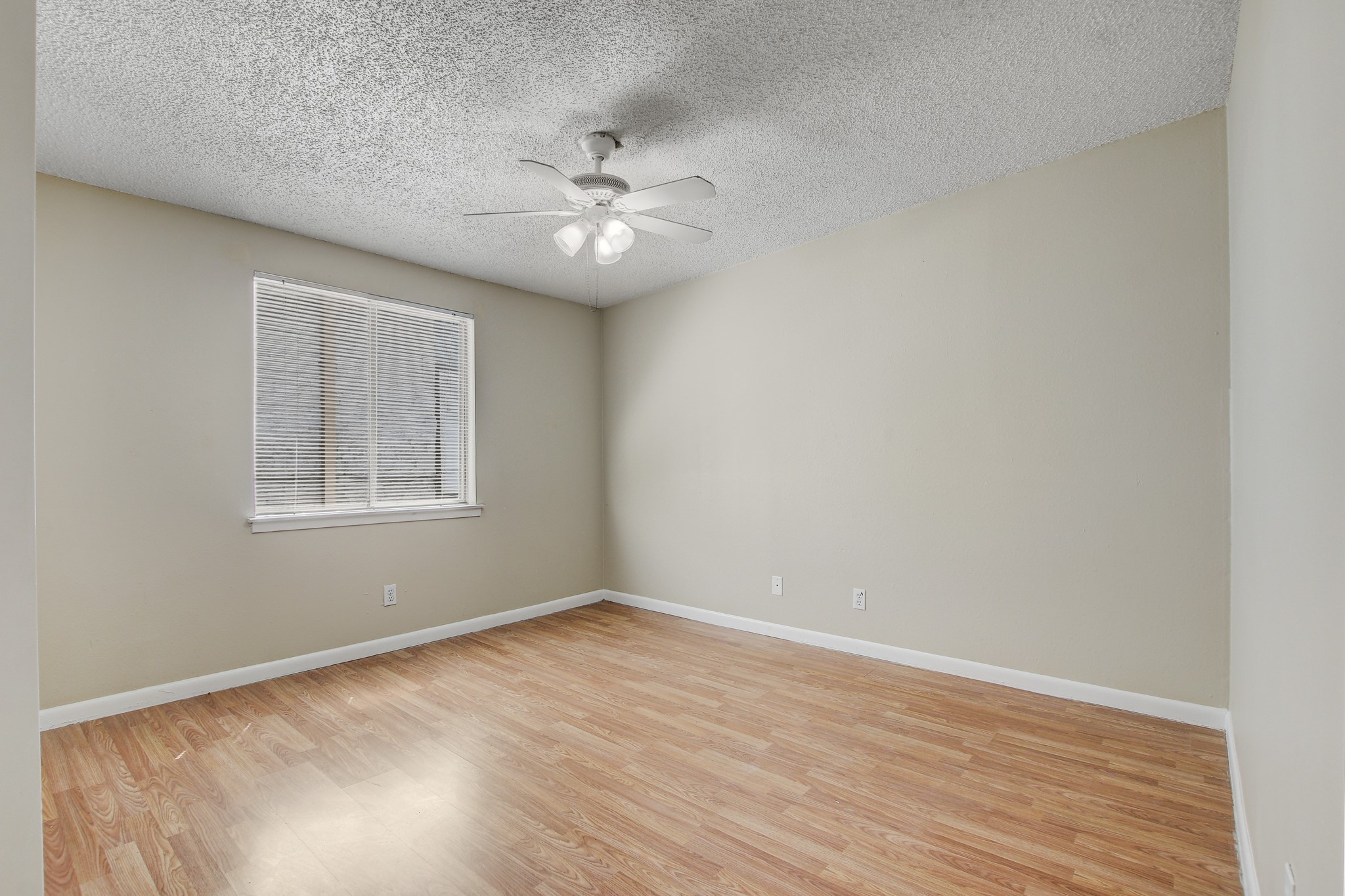 2408 Longview Street, Unit 211 Austin, TX 78705 - Photo 17 of 23