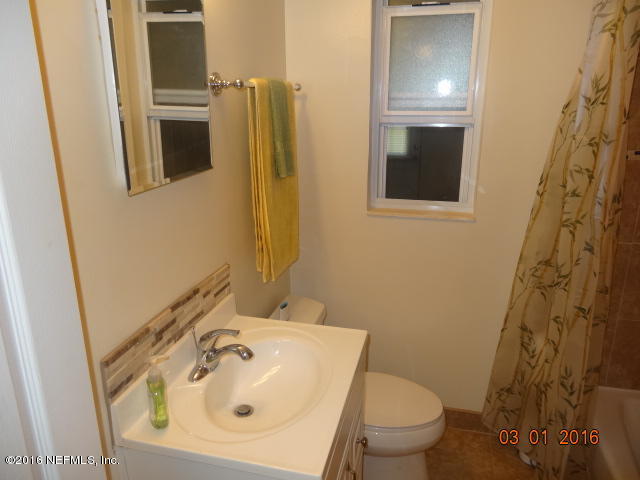 10559 Lake View Road East Jacksonville, FL 32225 - Photo 32 of 43 Secondary Full Bath