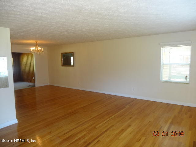 10559 Lake View Road East Jacksonville, FL 32225 - Photo 8 of 43 Living/Dining