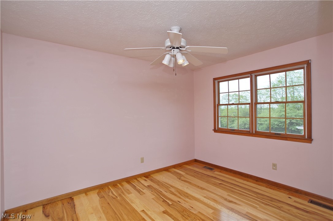 4567 South Ridge Road Perry, OH 44081 - Photo 16 of 35