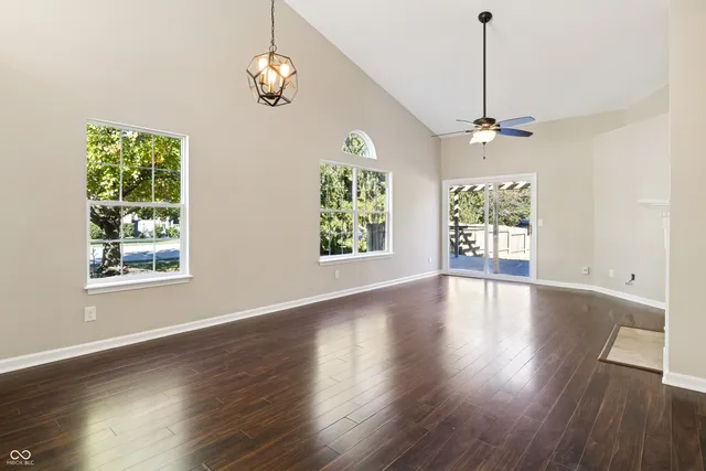 $325,000 | 6230 Valleyview Drive, Fishers, IN 46038