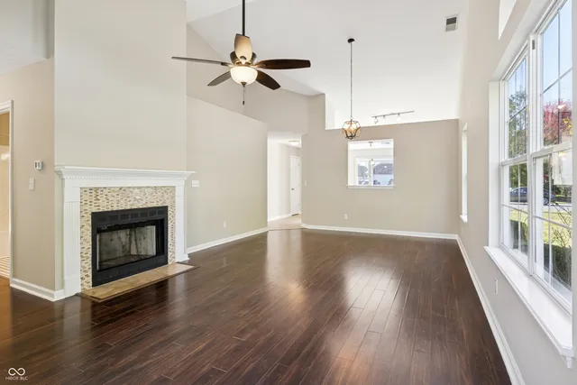 $325,000 | 6230 Valleyview Drive, Fishers, IN 46038