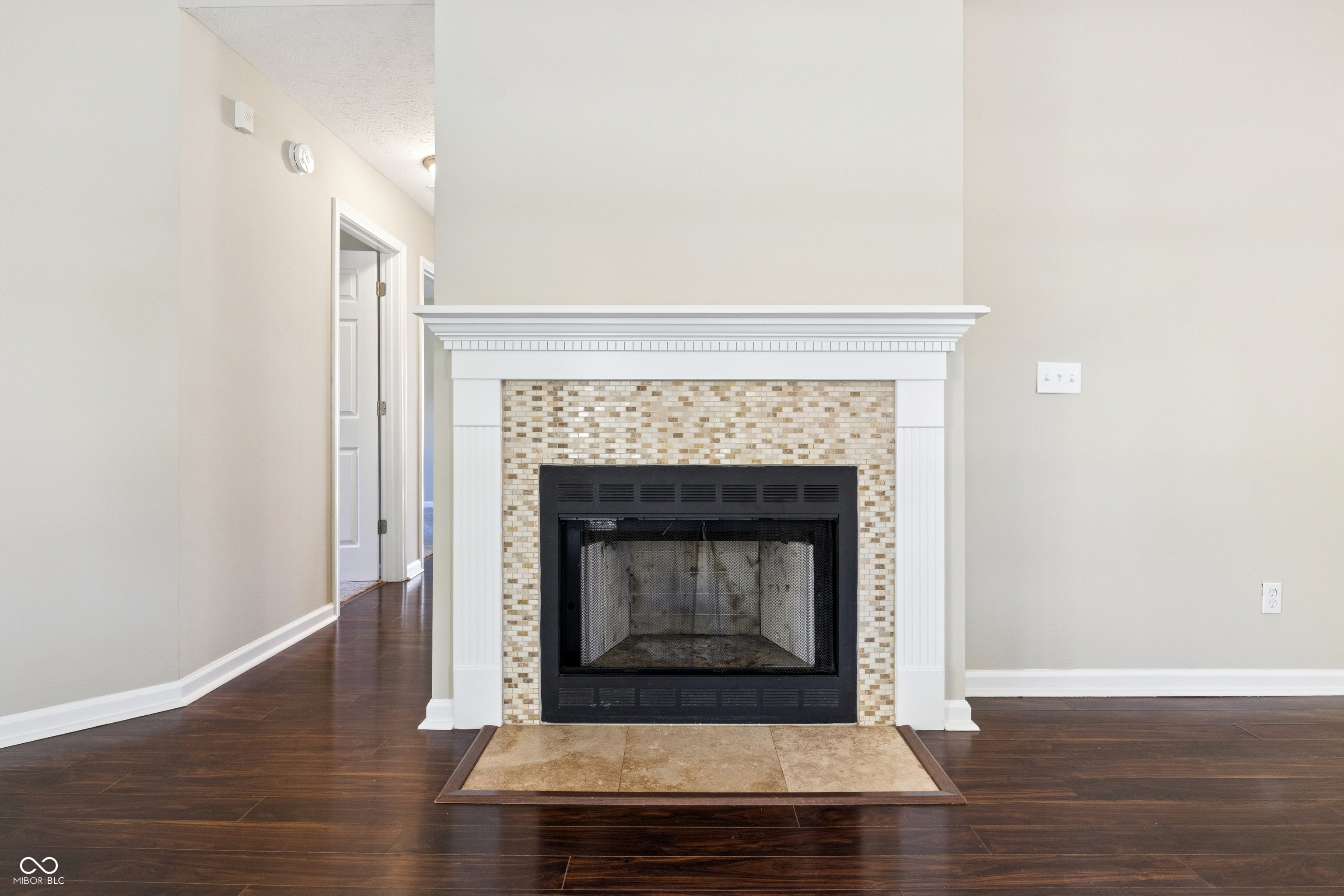 6230 Valleyview Drive Fishers, IN 46038 - Photo 14 of 30