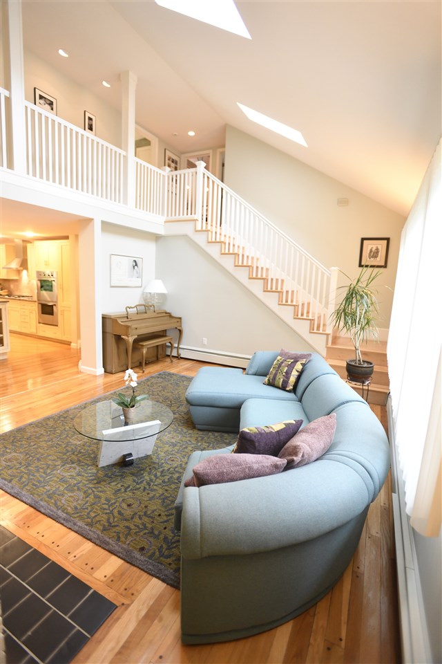 266 North Acres Road Manchester, NH 03104 - Photo 11 of 30 Gallery Image 11