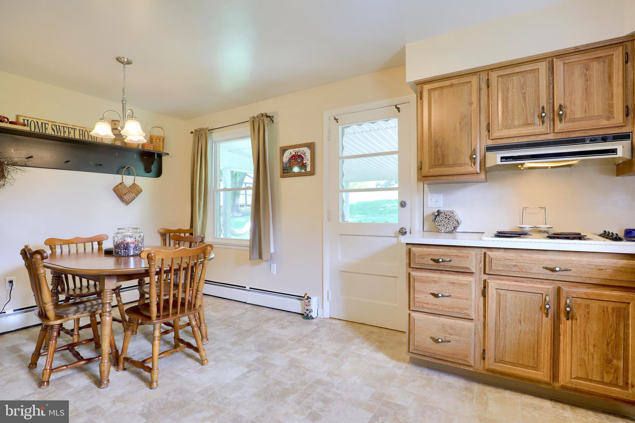 395 Hess Farm Road York, PA 17403 - Photo 11 of 23 Gallery Image 11