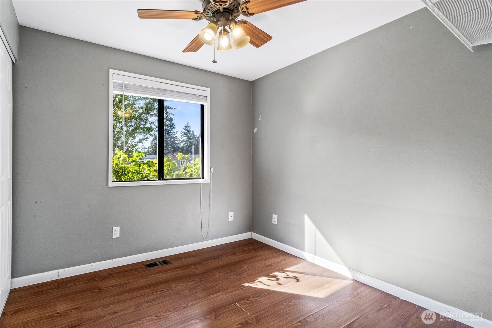 16424 126th Place Southeast Renton, WA 98058 - Photo 16 of 27 Gallery Image 16