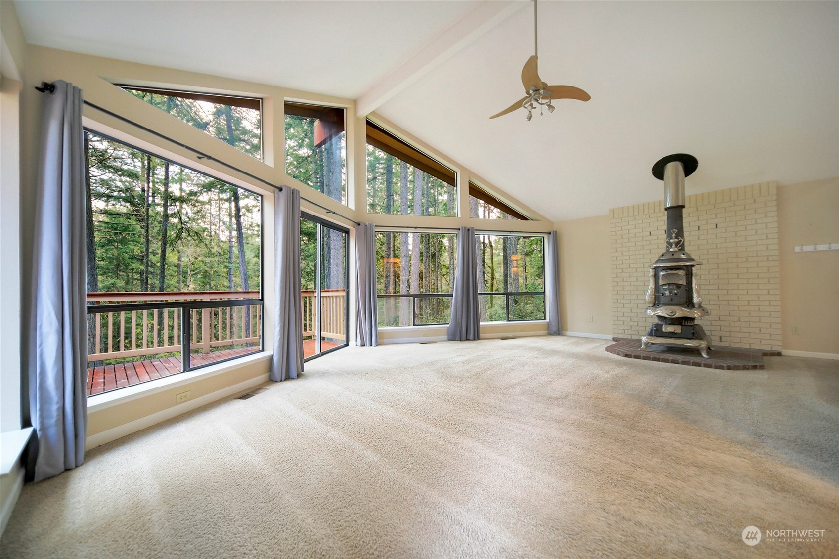12677 Olympic View Road Northwest Silverdale, WA 98383 - Photo 4 of 39 Gallery Image 4