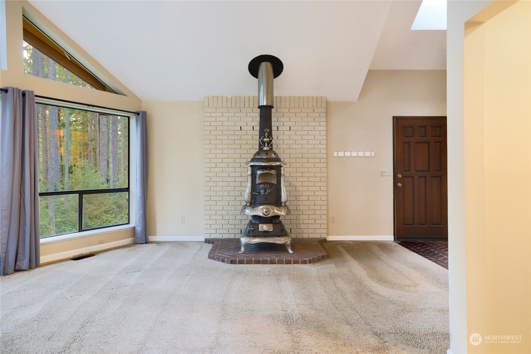 12677 Olympic View Road Northwest Silverdale, WA 98383 - Photo 5 of 39 Gallery Image 5