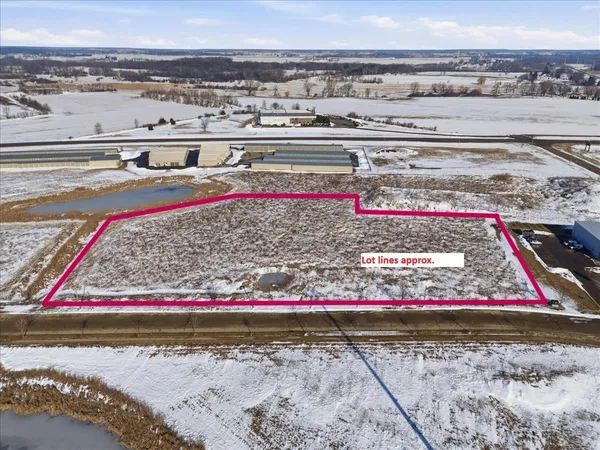 $369,900 | Lot 8 Commerce Drive, Columbus, WI 53925