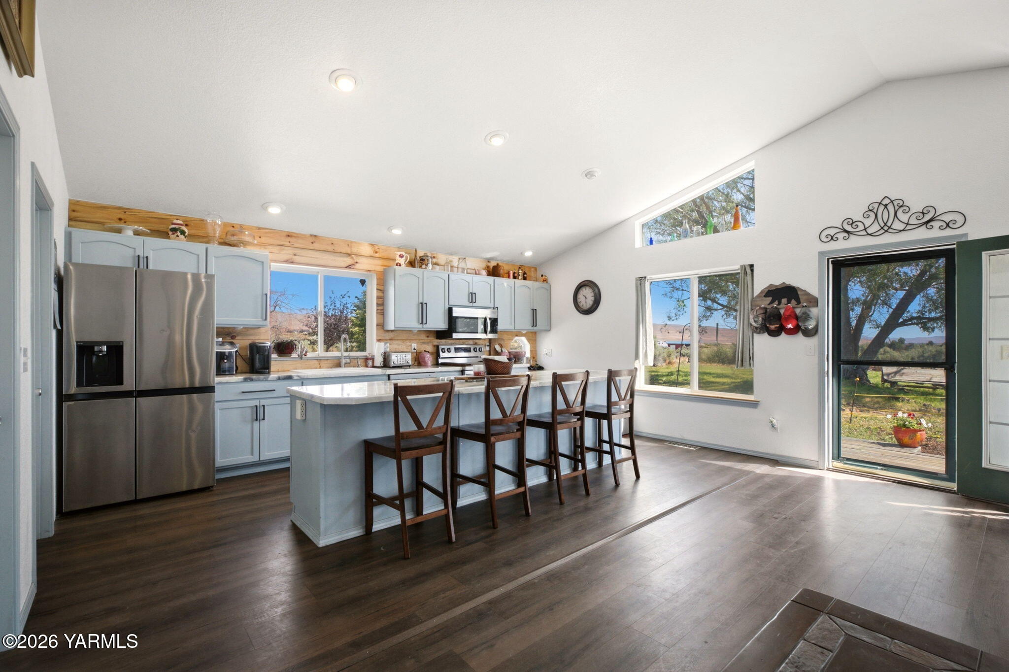 550 Red Tail Road Yakima, WA 98908 - Photo 14 of 41 Kitchen