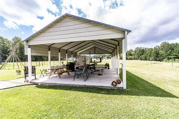 a view of an outdoor space and yard