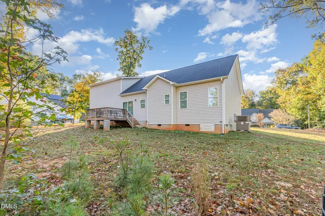 a house view with a garden space