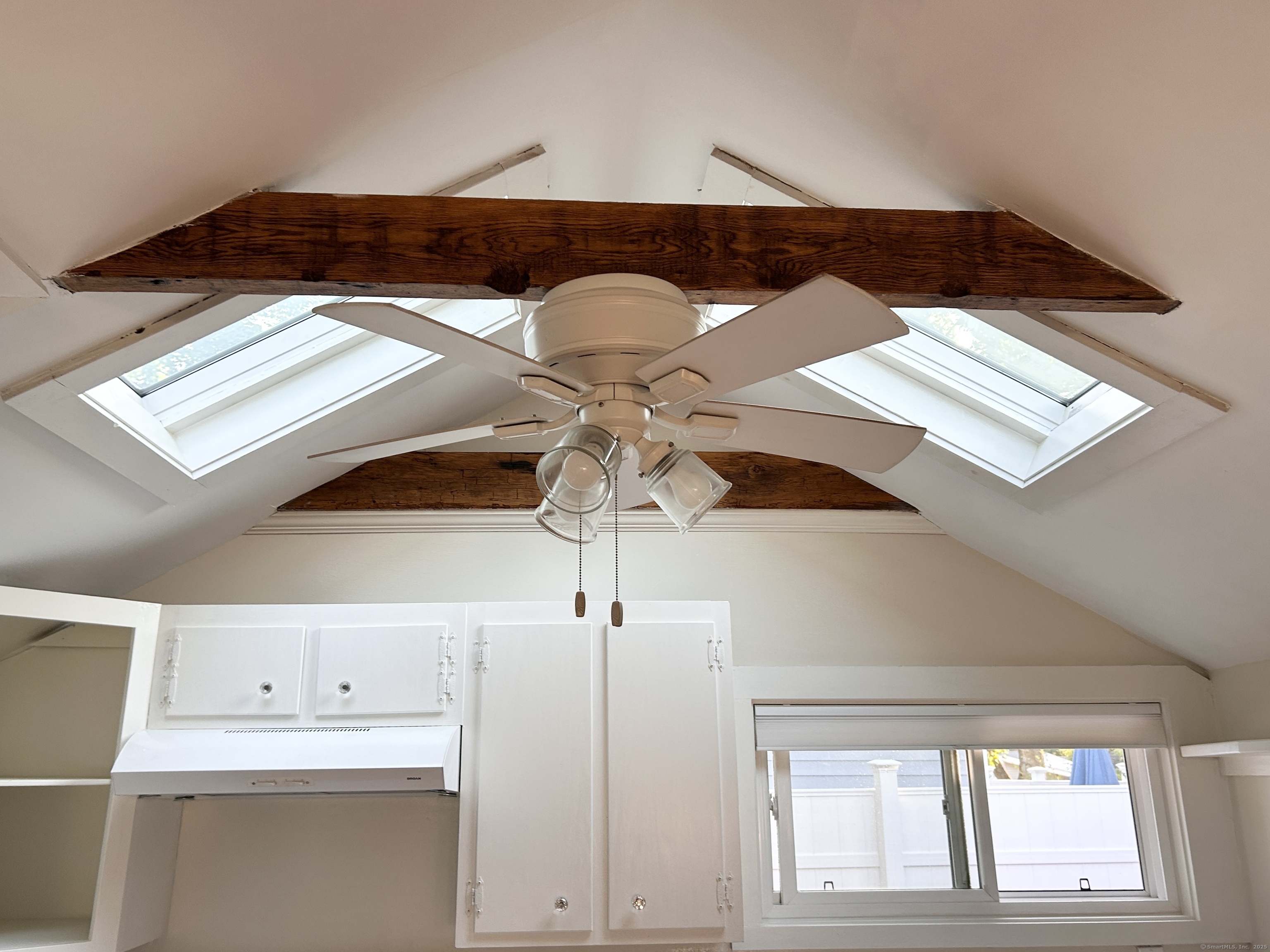 6-5 5th Street, Unit 6 Madison, CT 06443 - Photo 8 of 29 a view of entryway and hall