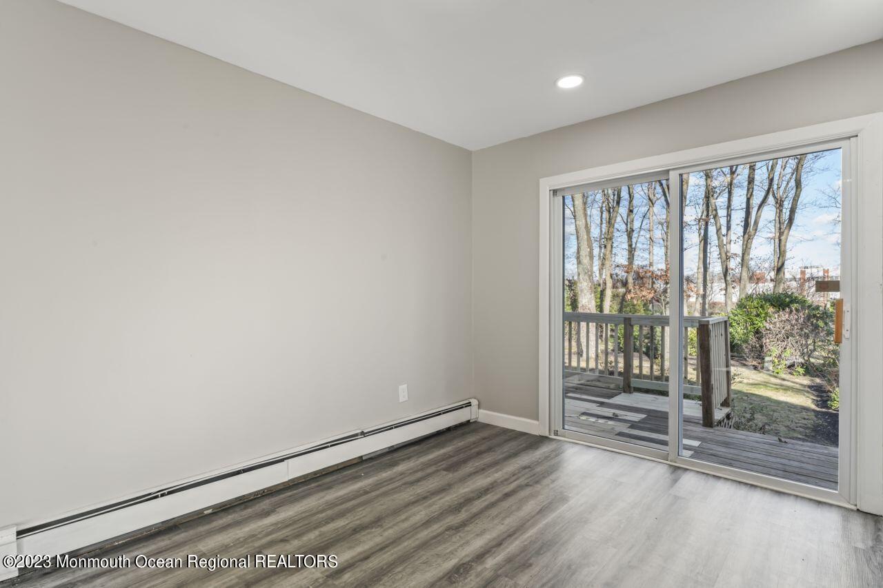 44 Korman Road Bayville, NJ 08721 - Photo 12 of 44 Dining room