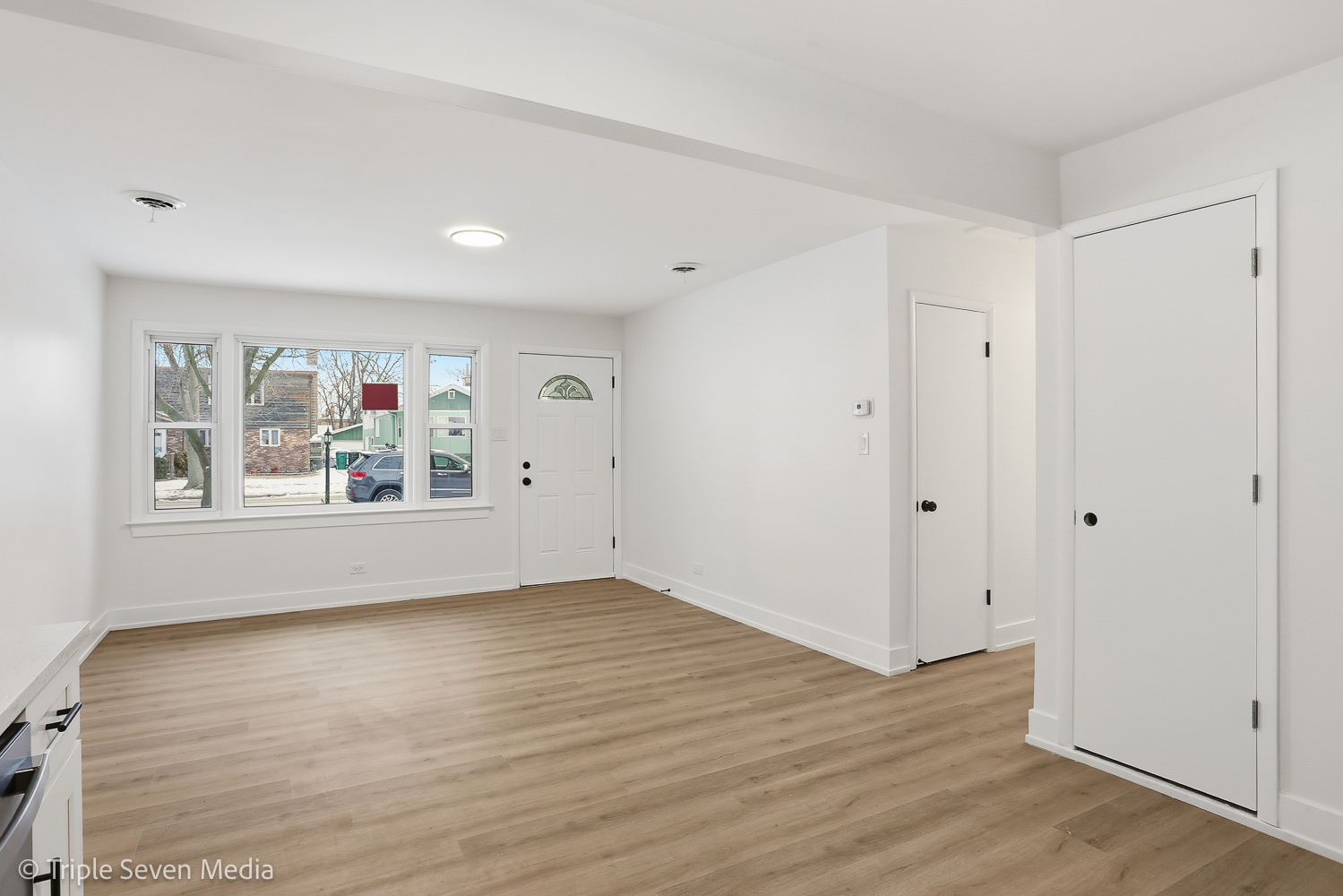 6135 Birmingham Street Chicago Ridge, IL 60415 - Photo 14 of 28