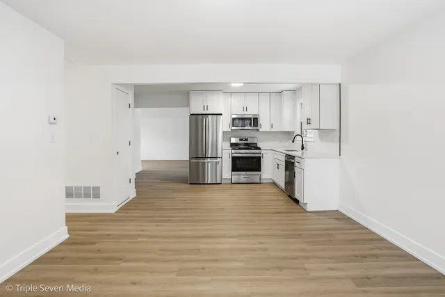 $350,000 | 6135 Birmingham Street, Chicago Ridge, IL 60415