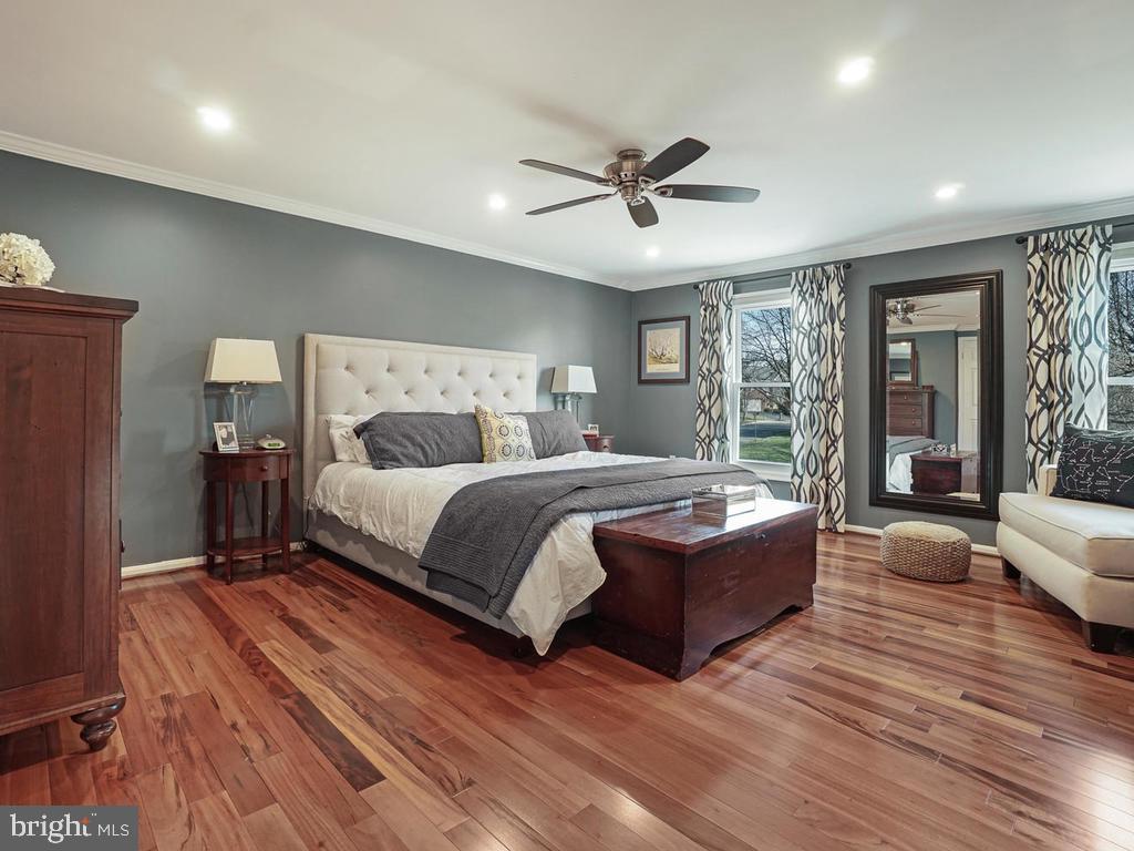 12101 Triple Crown Road Gaithersburg, MD 20878 - Photo 21 of 42 Master Suite