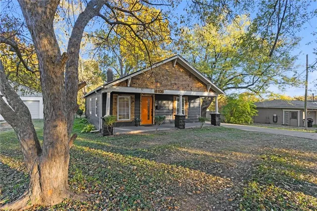 $250,500 | 8105 Manning Avenue, Raytown, MO 64138