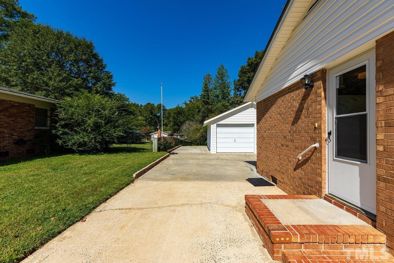 1406 Pineview Drive Garner, NC 27529 - Photo 23 of 29