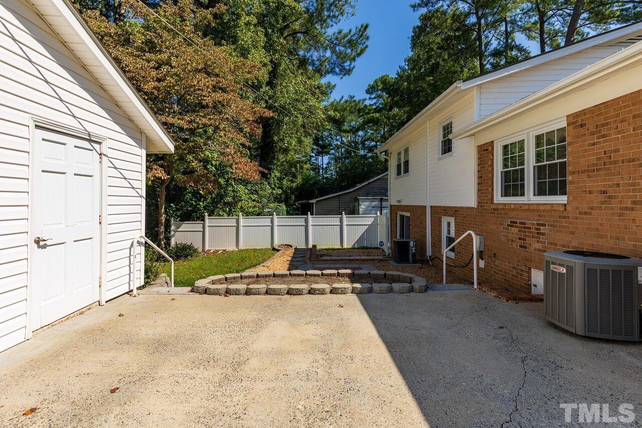1406 Pineview Drive Garner, NC 27529 - Photo 25 of 29